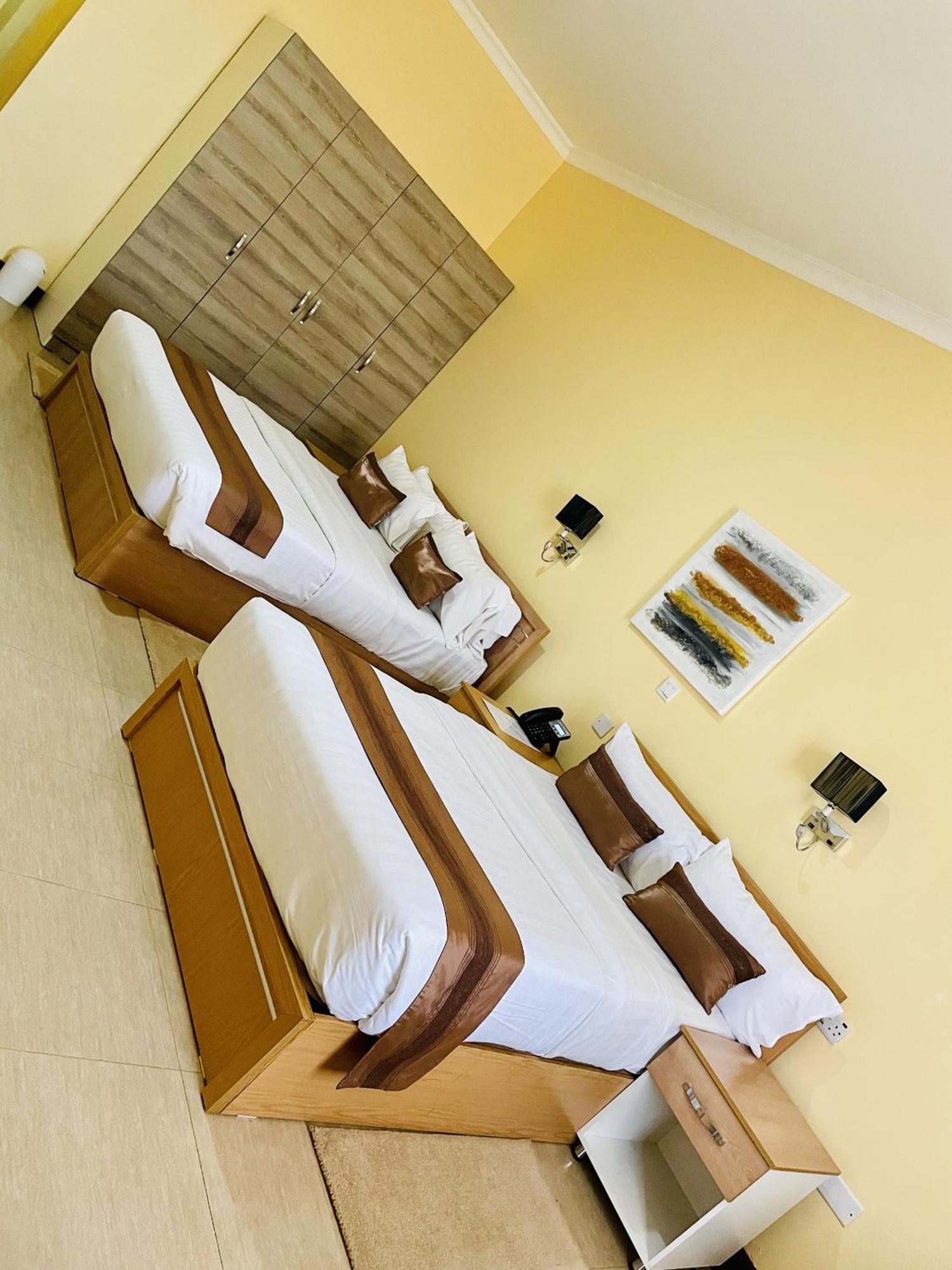 Nashera Hotels Dodoma Ngoại thất bức ảnh
