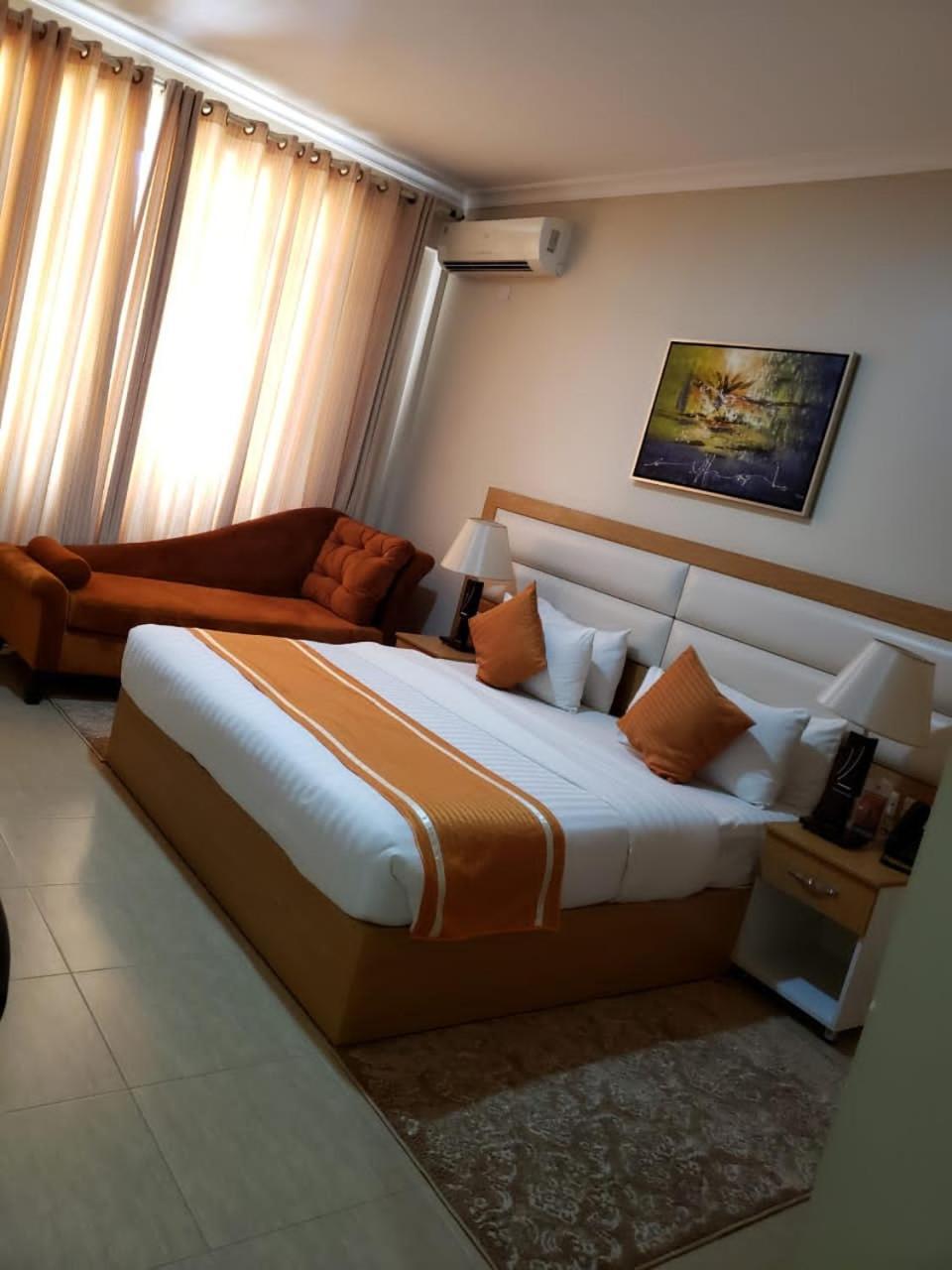Nashera Hotels Dodoma Ngoại thất bức ảnh